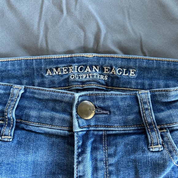 American Eagle Distressed Super Stretch. high Rise Jeggings Size 10 - Picture 4 of 14